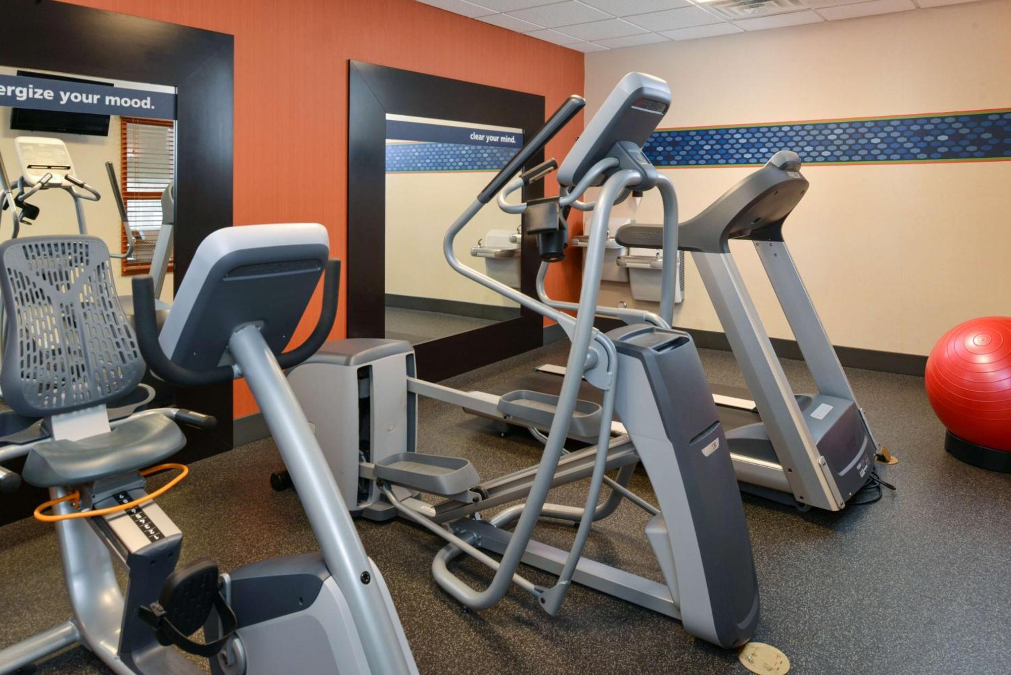 Hampton Inn & Suites Albuquerque-Coors Road Екстериор снимка