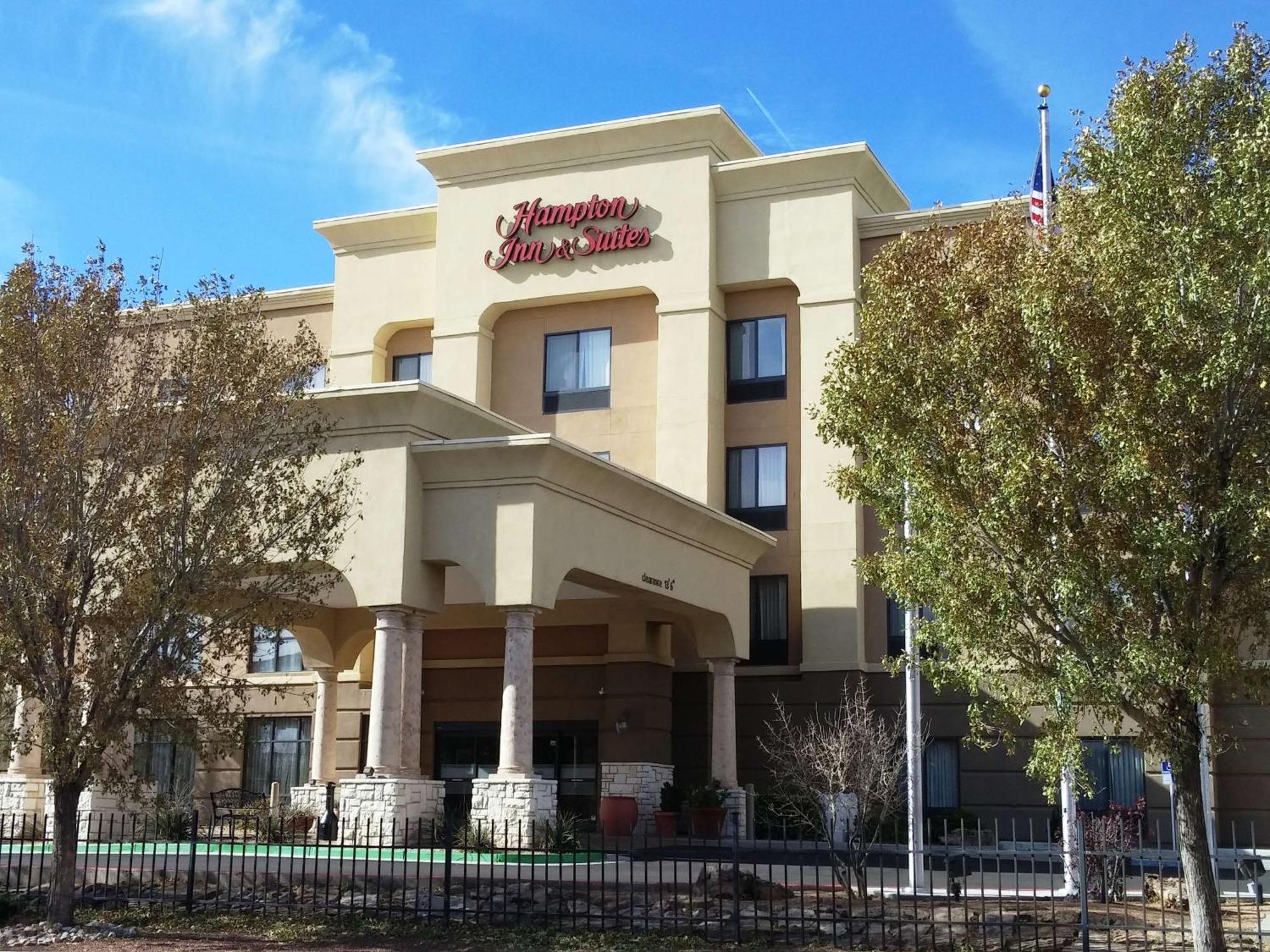 Hampton Inn & Suites Albuquerque-Coors Road Екстериор снимка