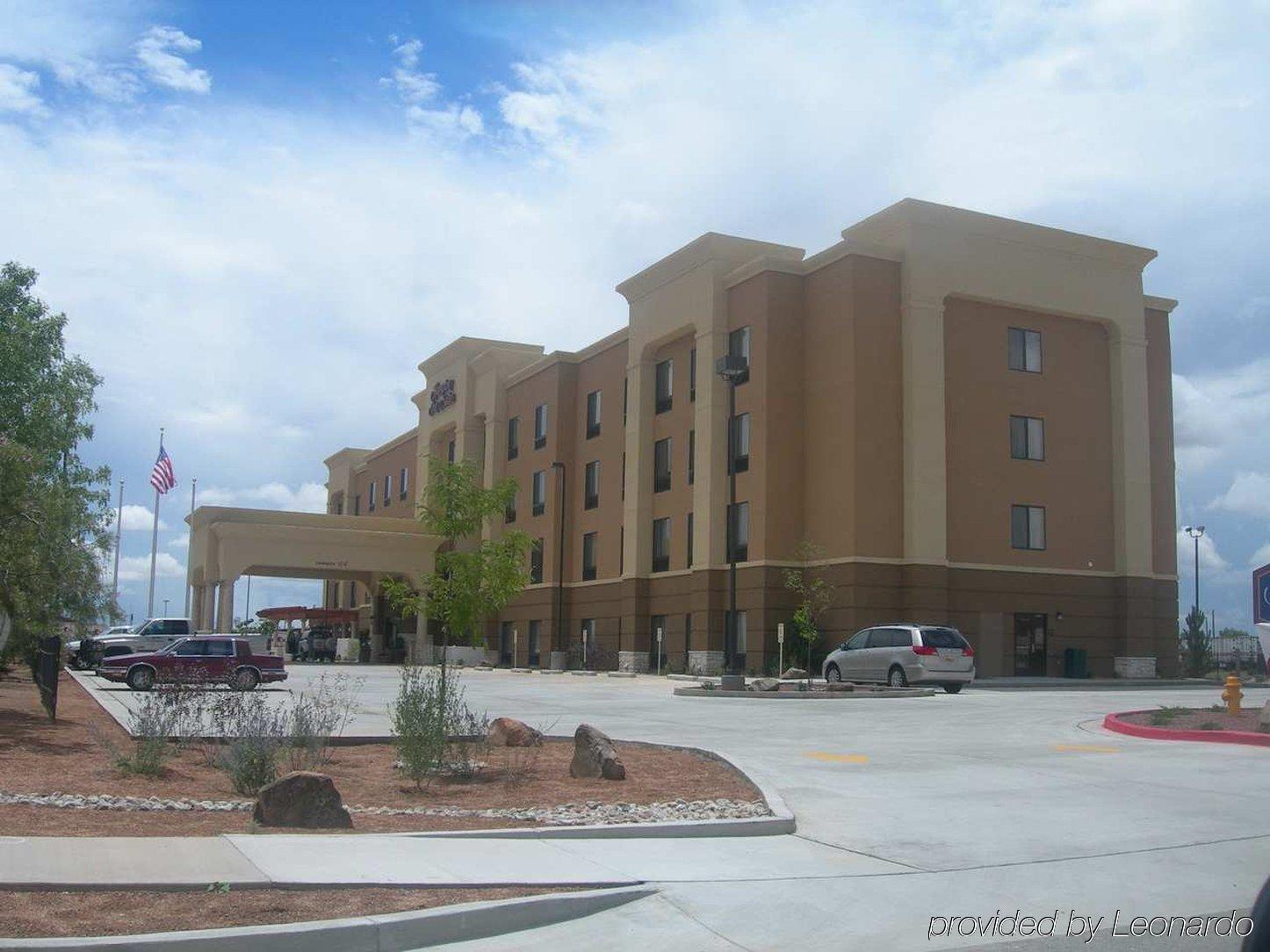 Hampton Inn & Suites Albuquerque-Coors Road Екстериор снимка