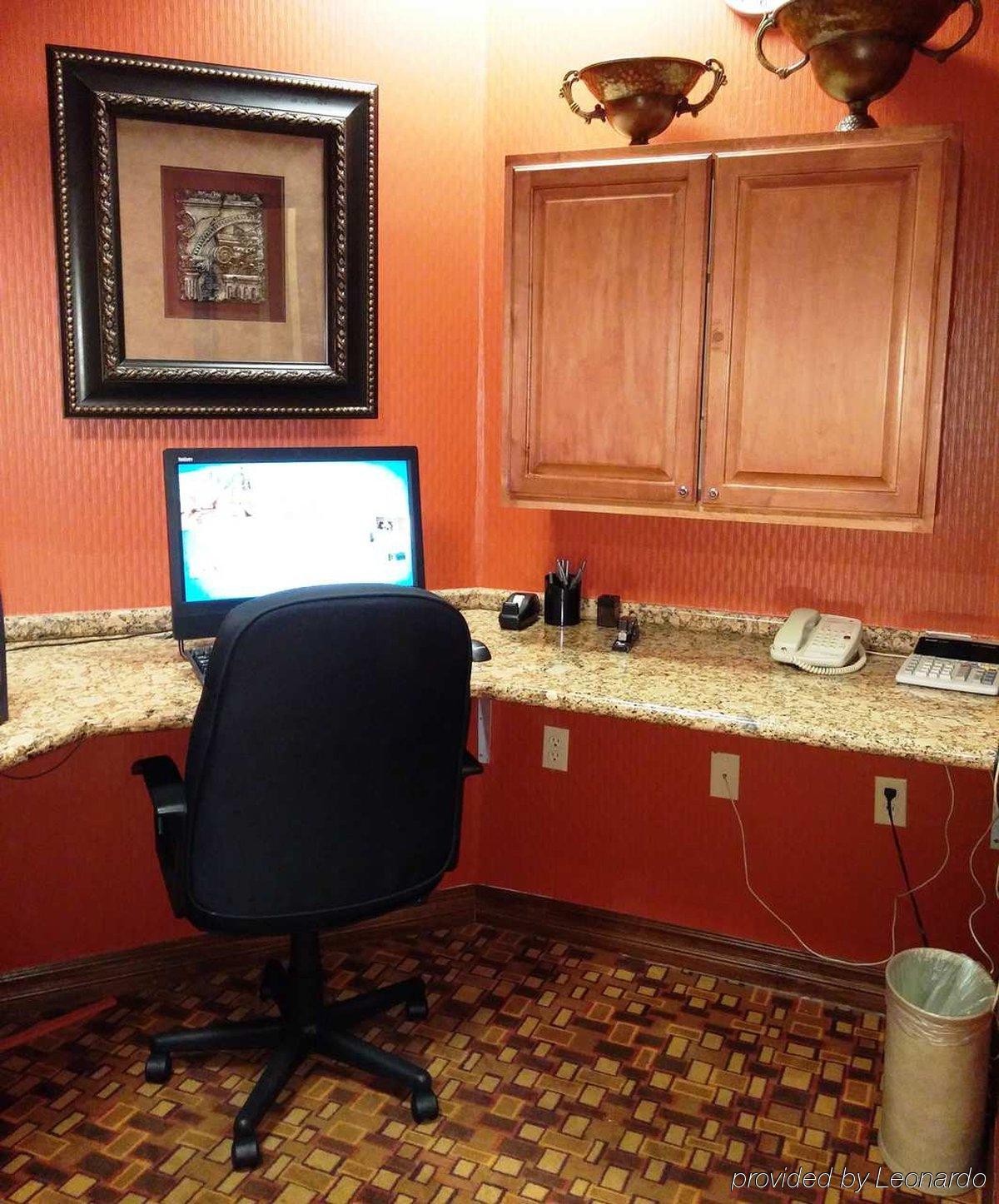 Hampton Inn & Suites Albuquerque-Coors Road Екстериор снимка