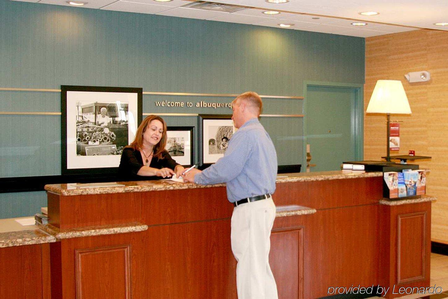 Hampton Inn & Suites Albuquerque-Coors Road Интериор снимка