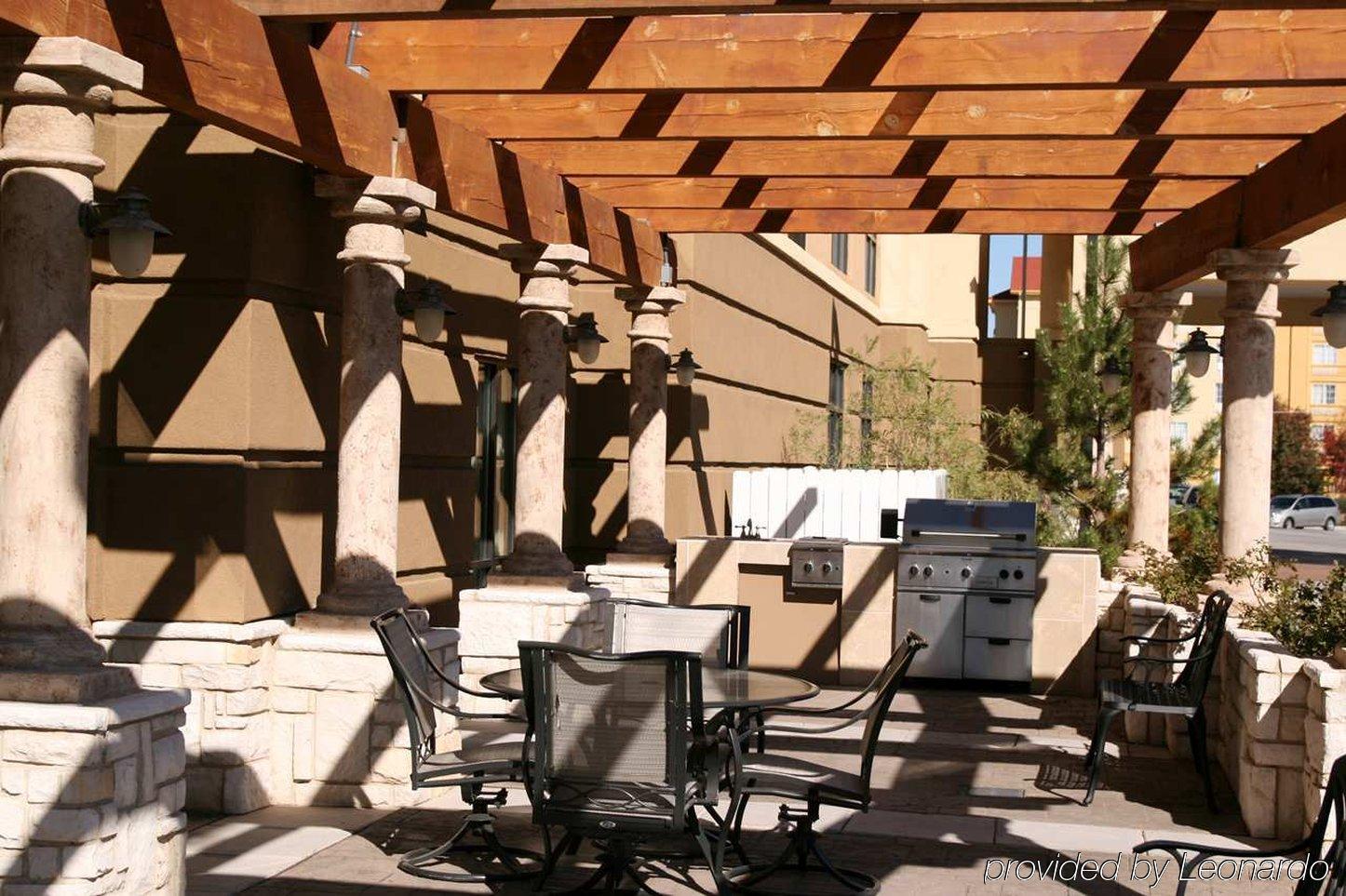 Hampton Inn & Suites Albuquerque-Coors Road Съоръжения снимка
