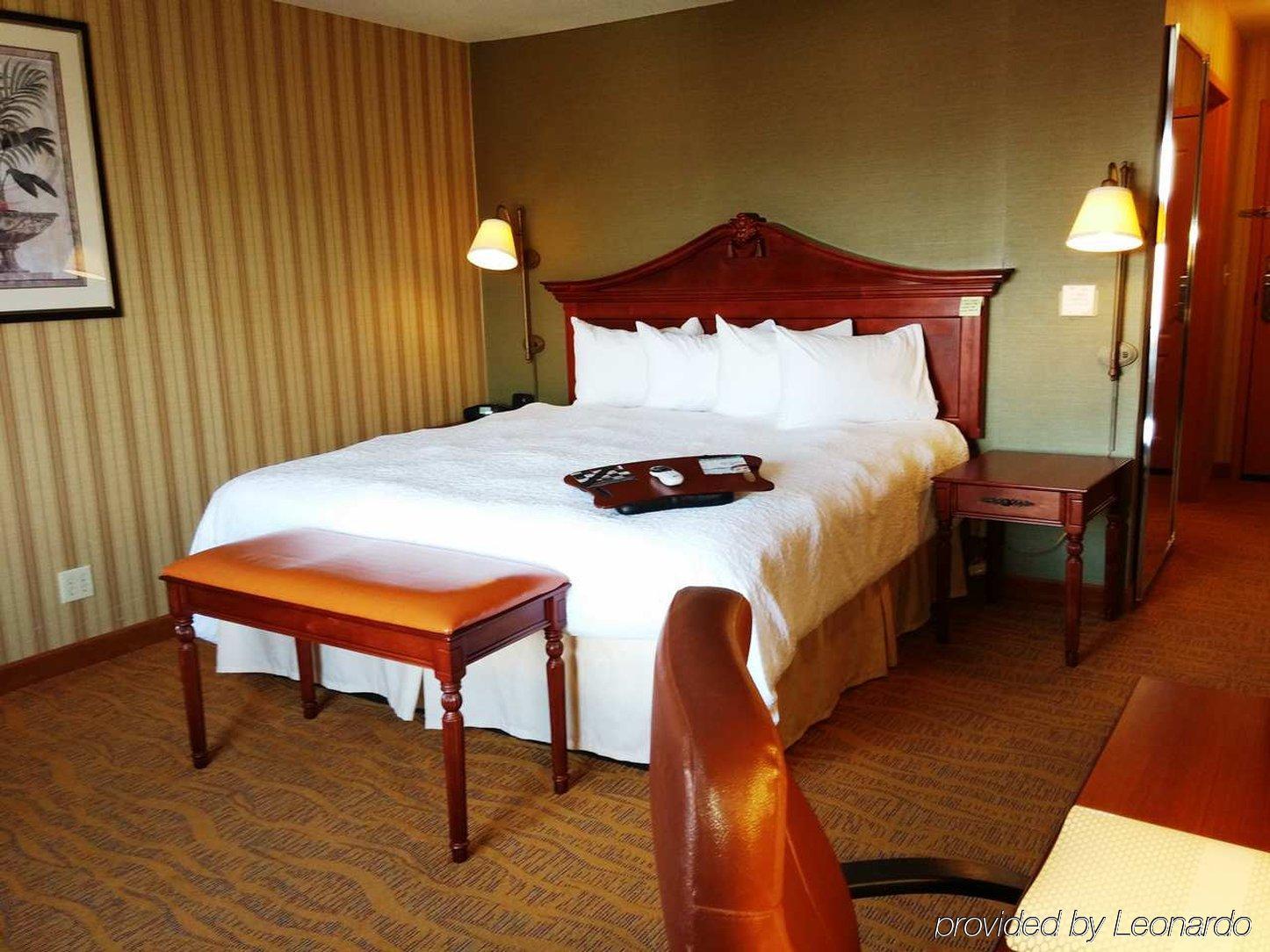 Hampton Inn & Suites Albuquerque-Coors Road Екстериор снимка