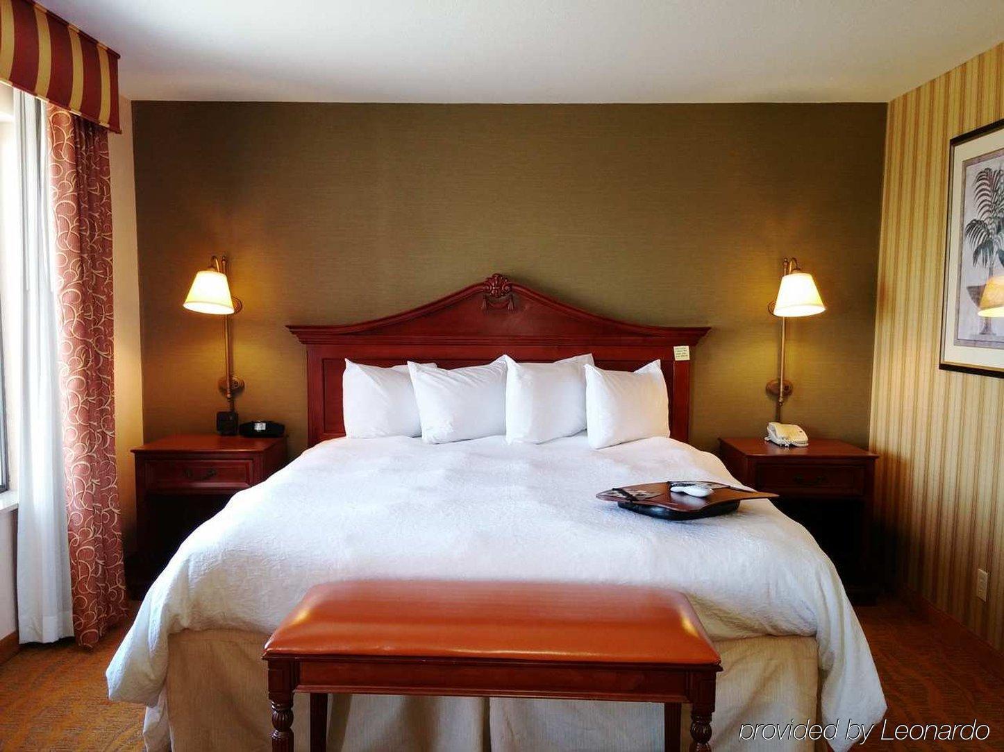Hampton Inn & Suites Albuquerque-Coors Road Екстериор снимка